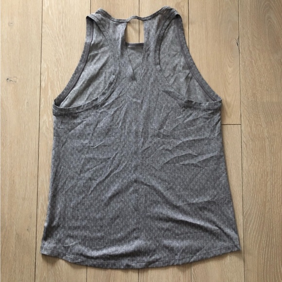 Patagonia Cutout Racerback Tank Top in Gray Size S - Picture 3 of 10